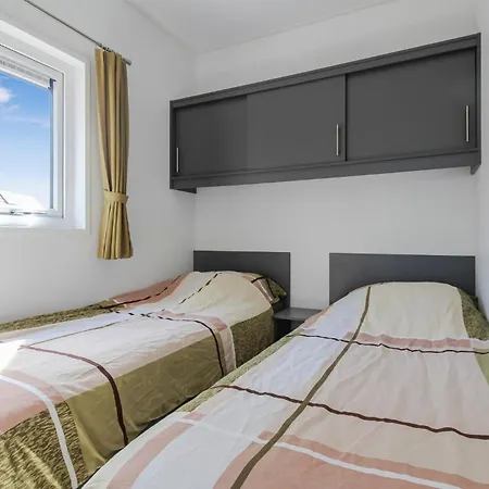 3 Bedroom Beautiful In *