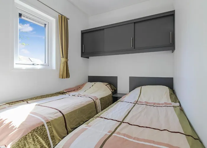 3 Bedroom Beautiful In *